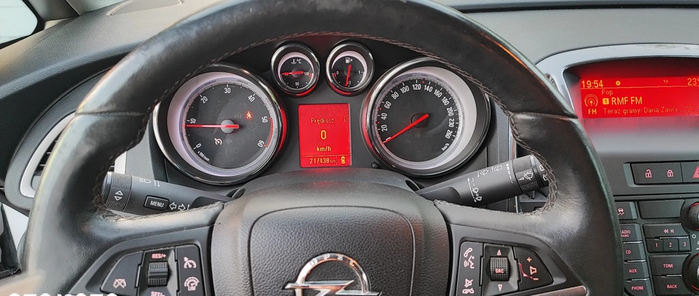 Opel Astra cena 29900 przebieg: 217100, rok produkcji 2013 z Wschowa małe 254